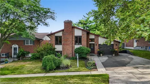 67 Westbury Crescent, Cambridge, ON N3C 3J3