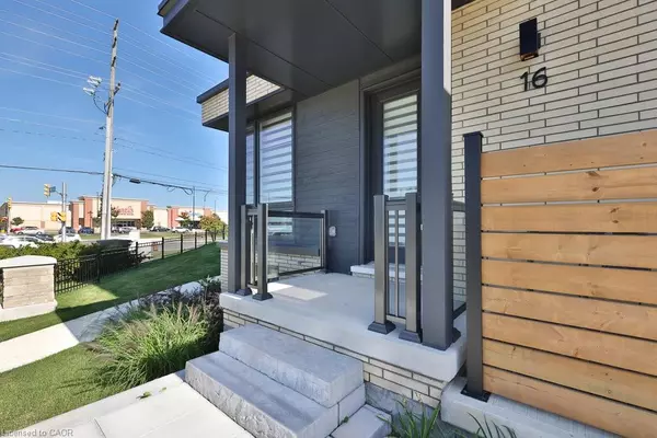 Burlington, ON L7M 2B2,2273 Turnberry Road #16