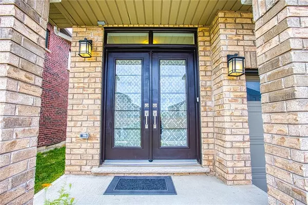 Stoney Creek, ON L8J 0K9,12 Midhurst Heights