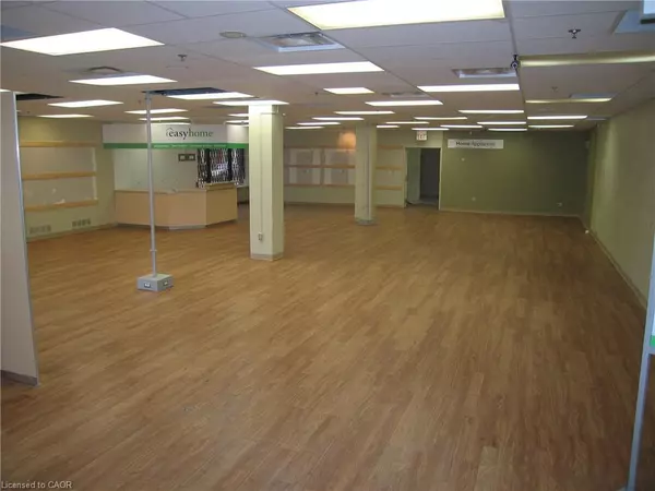 Hamilton, ON L8L 5M2,499 King Street E #1
