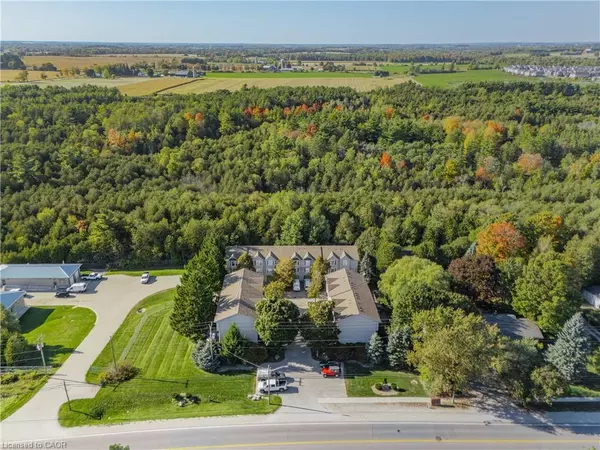 Rockwood, ON N0B 2K0,320 Alma Street #10