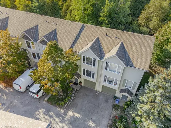 Rockwood, ON N0B 2K0,320 Alma Street #10