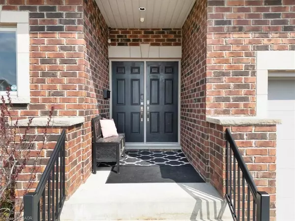 Hamilton, ON L8J 3Z9,340 Old Mud Street