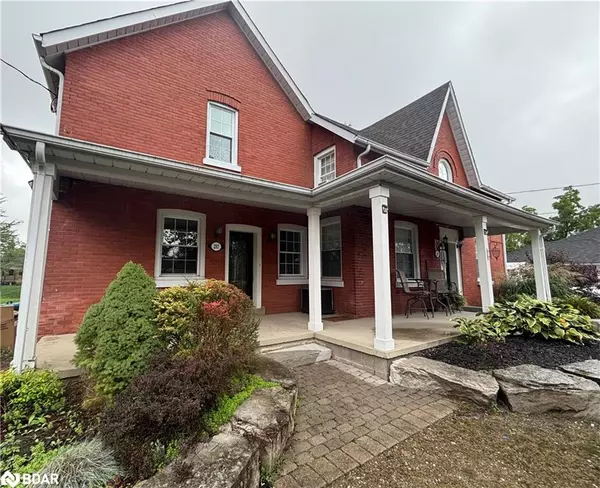 Thornton, ON L0L 2N0,287 Barrie Street