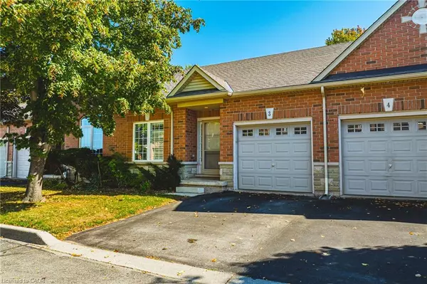Grimsby, ON L3M 5S8,163 Livingston Avenue #3