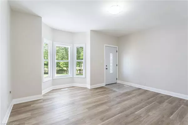 Hamilton, ON L8L 4W3,297 Mary Street N #1