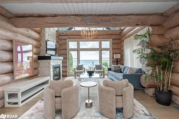 Oro-medonte, ON L0L 2E0,2 Sunnyside Avenue