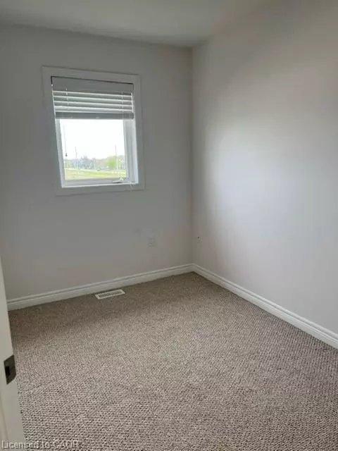 Hamilton, ON L0R 1P0,68 Bloom Crescent