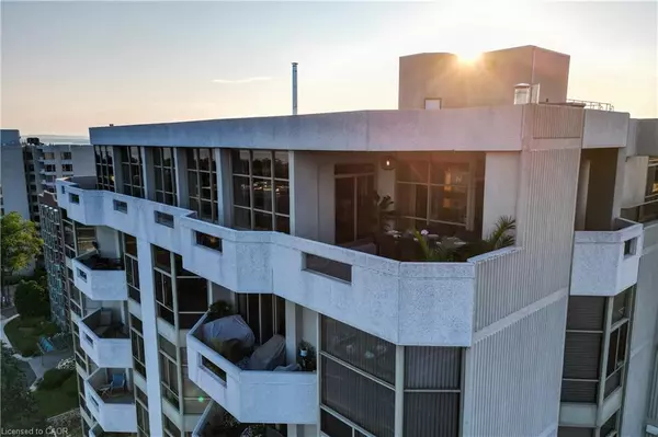 1237 North Shore Boulevard E #1201, Burlington, ON L7S 2H8