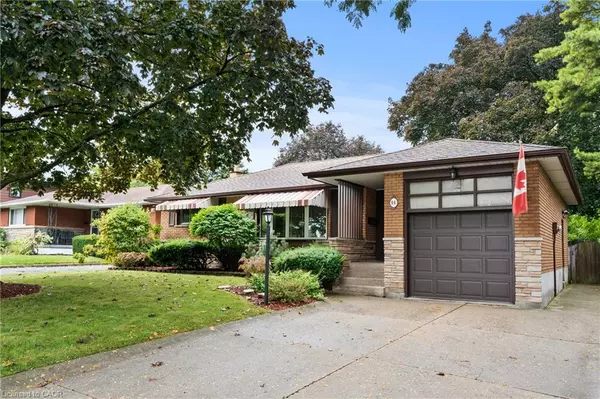 98 Laurier Avenue, Hamilton, ON L9C 3S4