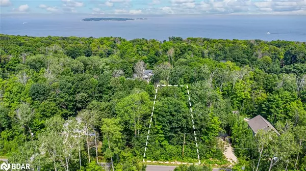 79 Wozniak Road, Penetanguishene, ON L9M 1W6