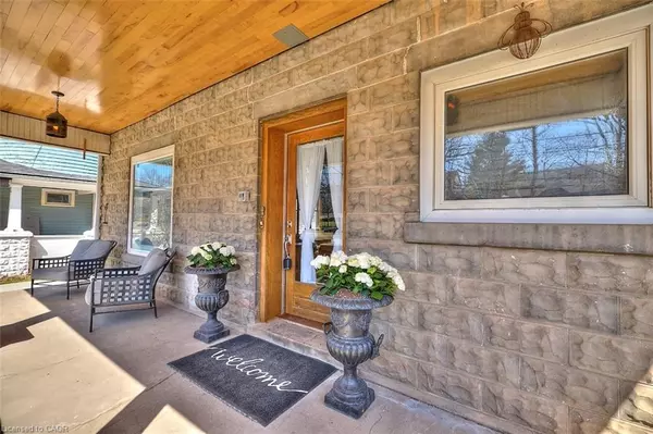 Beamsville, ON L0R 1B0,4915 King Street