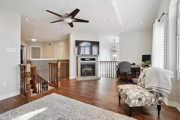 Grimsby, ON L3M 0A9,95 Hemlock Way