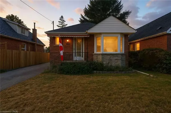 608 Fennell Avenue E, Hamilton, ON L8V 1T4