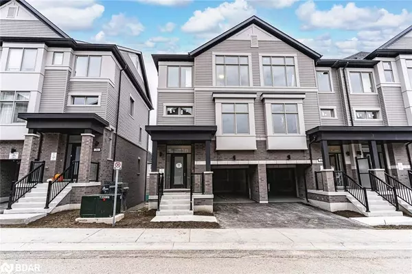 38 Brandon Crescent, Tottenham, ON L0G 1W0