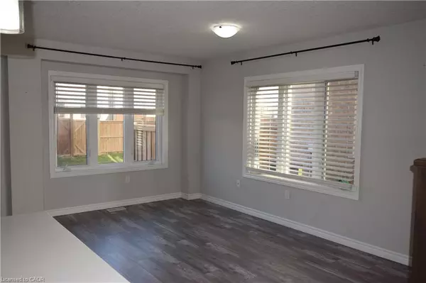 Cambridge, ON N1R 8K3,43 Munch Avenue