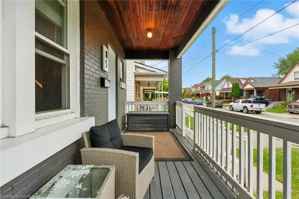 Hamilton, ON L8H 4V3,85 Crosthwaite Avenue N