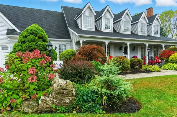 Carlisle, ON L0R 1H1,24 Meander Close