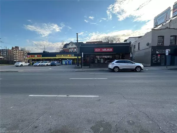 Hamilton, ON L8N 1C8,478 King Street E #1