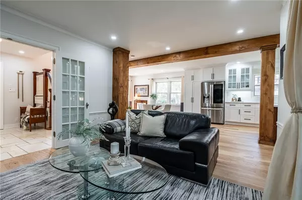 Cambridge, ON N1S 2T2,9 Lansdowne Road S