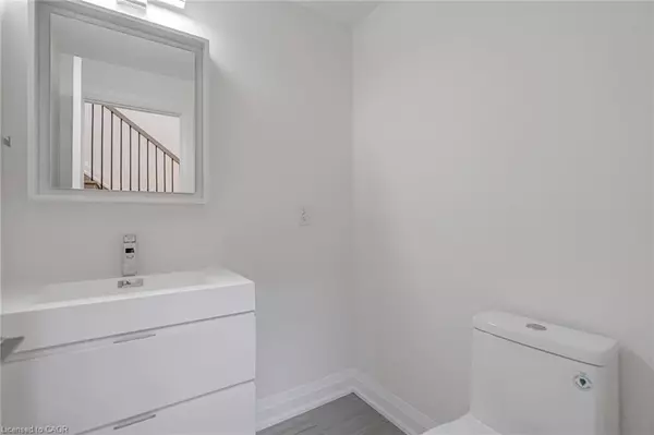 Burlington, ON L7M 3R9,2154 Walkers Line #4