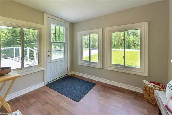 Fenelon Falls, ON K0M 1N0,25 Bayview Estate Road