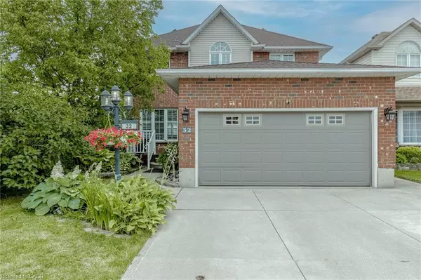 Hamilton, ON L9B 2P6,32 Vineberg Drive