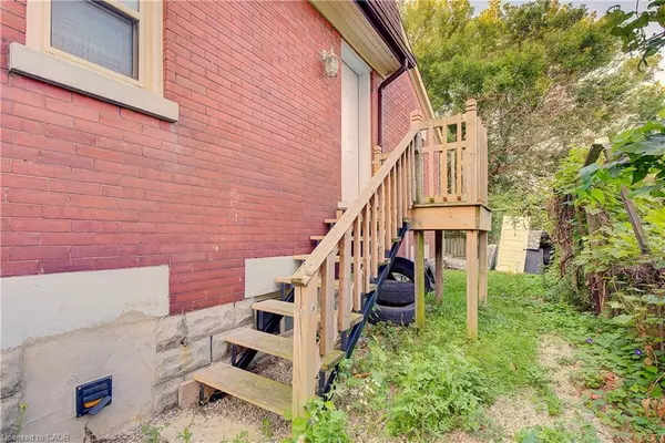 London, ON N6B 2J8,201 Clarence Street