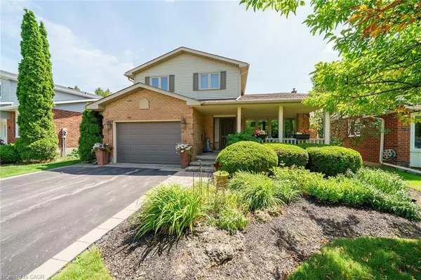 Waterdown, ON L8B 0B8,12 Vance Crescent