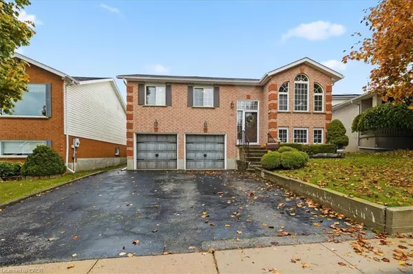 Cambridge, ON N1R 8A4,83 Hazelwood Crescent