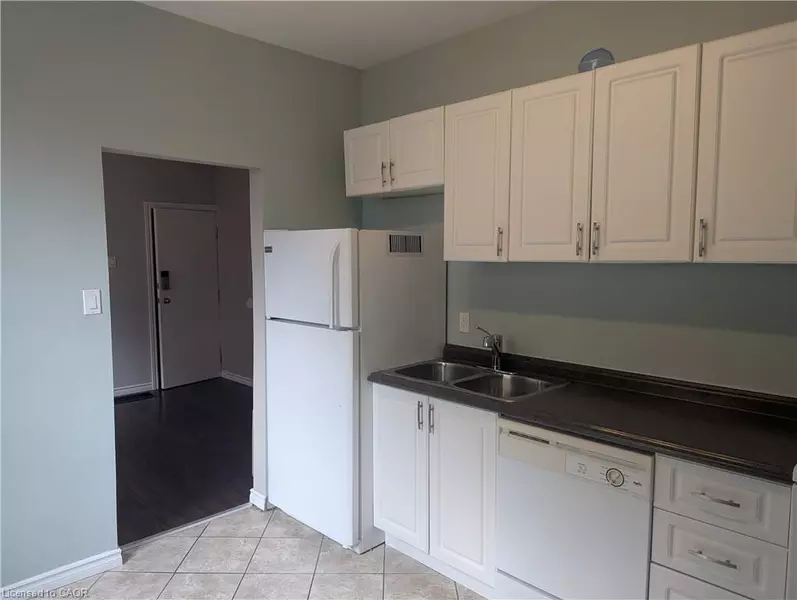 42 Steven Street, Hamilton, ON L8L 5N5