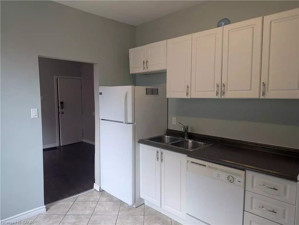 Hamilton, ON L8L 5N5,42 Steven Street