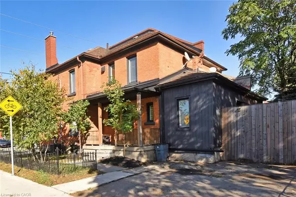150 Victoria Avenue N, Hamilton, ON L8L 5E8