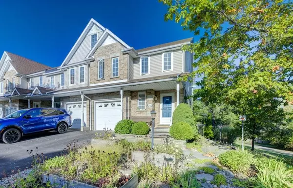 644 Butternut Avenue, Waterloo, ON N2V 2K9