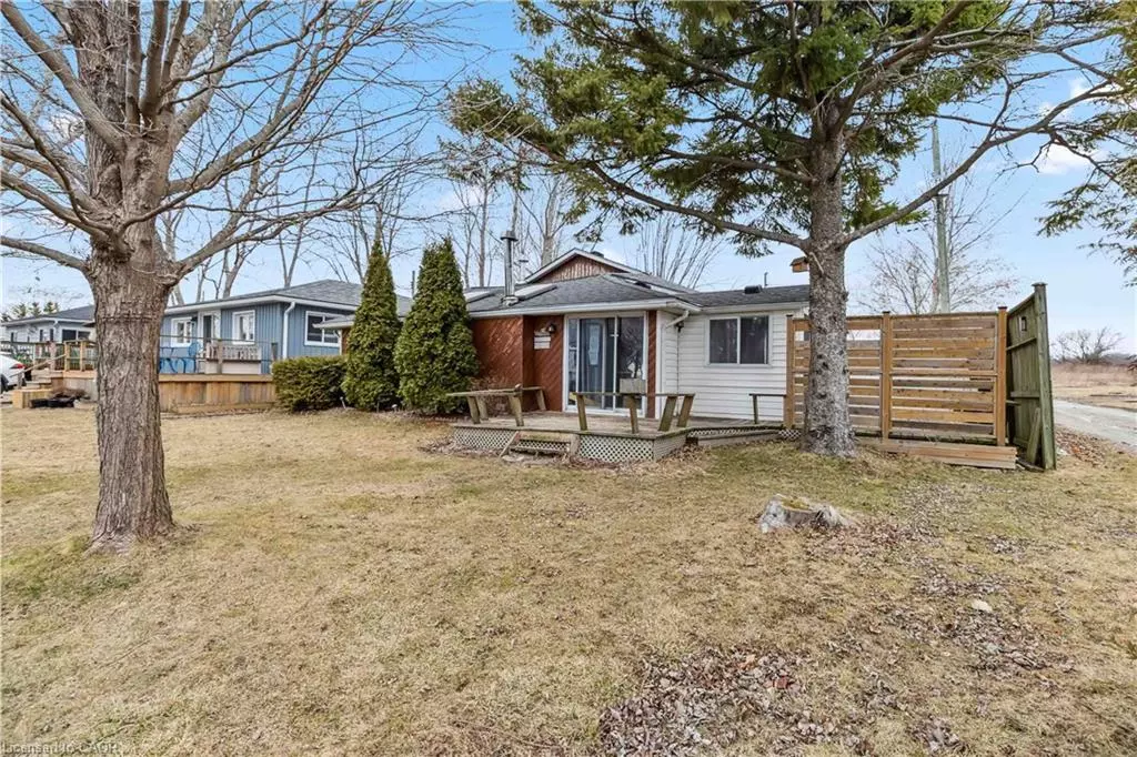 Selkirk, ON N0A 1P0,19 Melville Lane