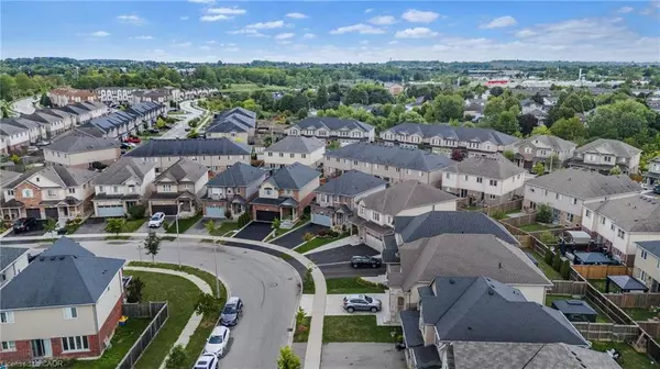 Stoney Creek, ON L8J 0H1,209 Echovalley Drive