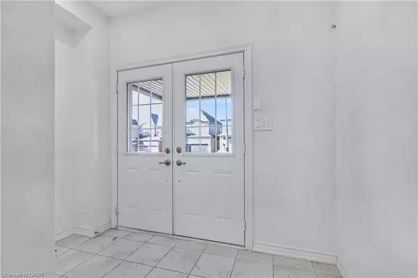 Paris, ON N3L 3E3,3 Stokes Road