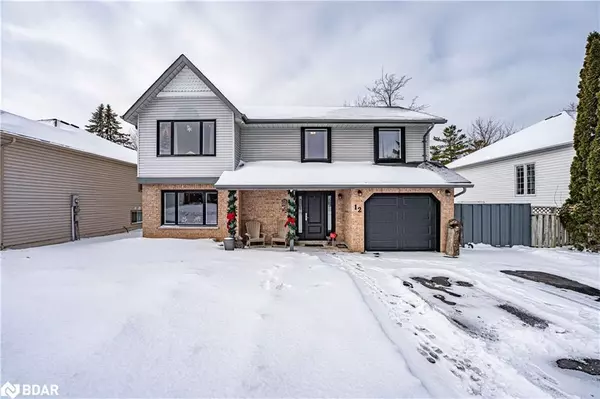 12 Riverdale Drive, Wasaga Beach, ON L9Z 1E9