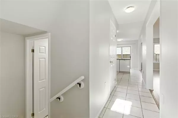 Burlington, ON L7M 4T8,1283 Blanshard Drive #2