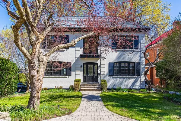 Hamilton, ON L8P 2V4,34 Amelia Street