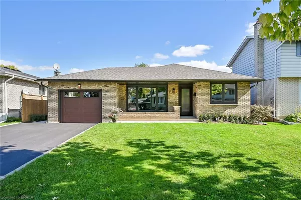 19 Wildflower Lane, Brantford, ON N3R 6B3