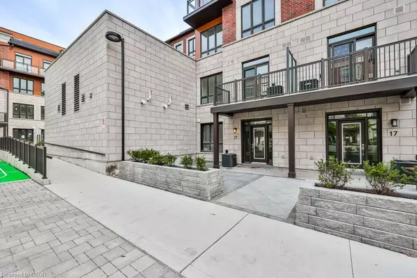 Mississauga, ON L4W 1L1,4035 Hickory Drive #21
