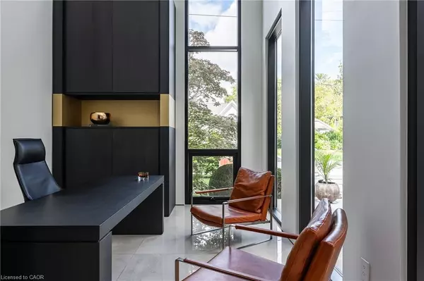 Oakville, ON L6L 1N9,2384 Belyea Street