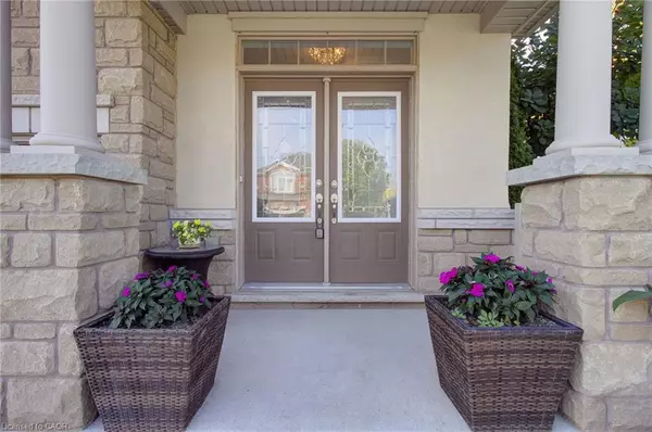 Burlington, ON L7M 0L7,3308 Granite Gate