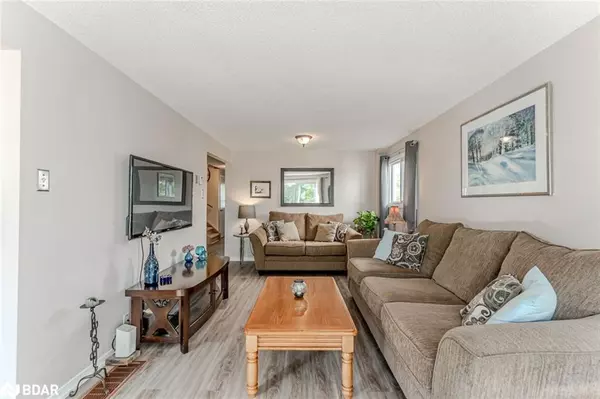 Barrie, ON L4M 5V7,56 Maitland Drive