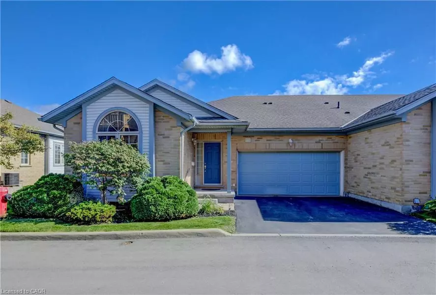 165 Chandos Drive #40, Kitchener, ON N2A 4A2
