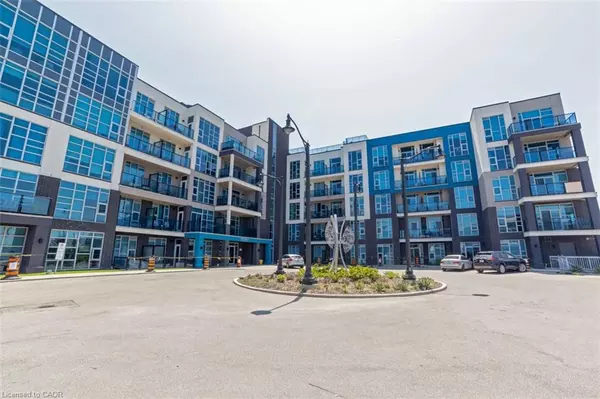 10 Concord Place #201, Grimsby, ON L3M 0G6