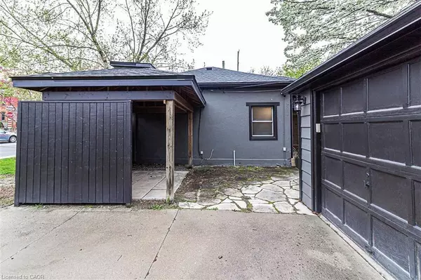 Hamilton, ON L9P 3L9,294 Caroline Street S