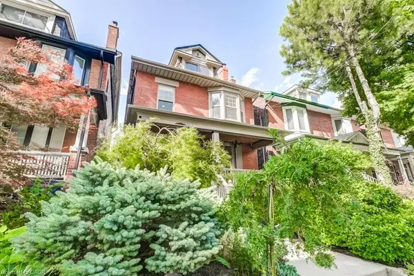 Toronto, ON M4K 1K8,8 Wolfrey Avenue