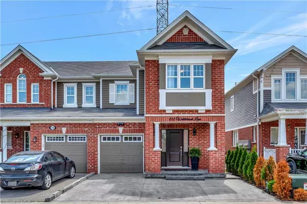212 Waterbrook Lane, Kitchener, ON N2P 0H7